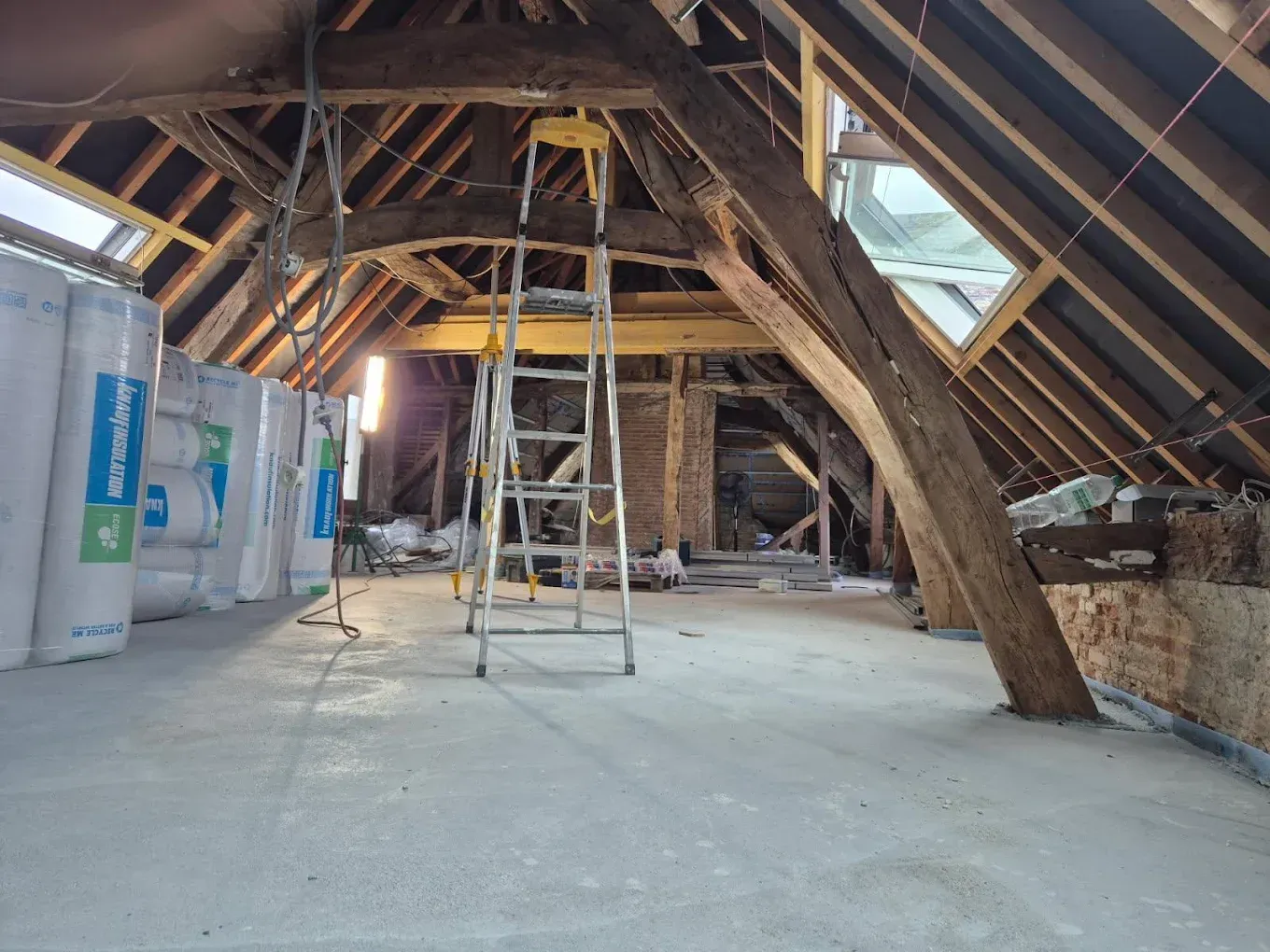 Aménagement de combles : avant la création de cloisons.
