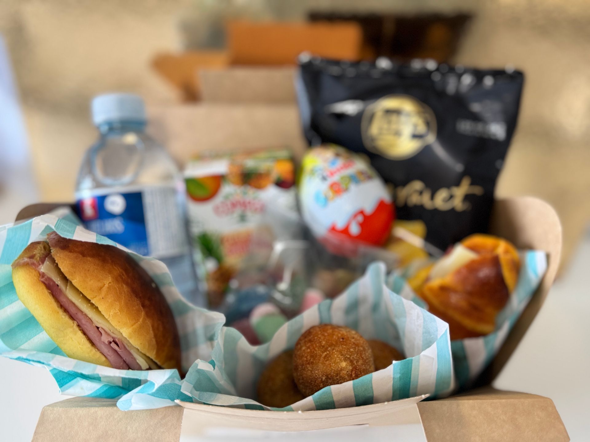 O Charco — Pastelaria, Confeitaria, Restaurante