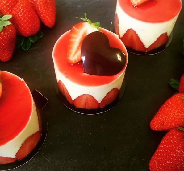 Sésame noir - boulangerie pâtisserie tea room - fraisiers