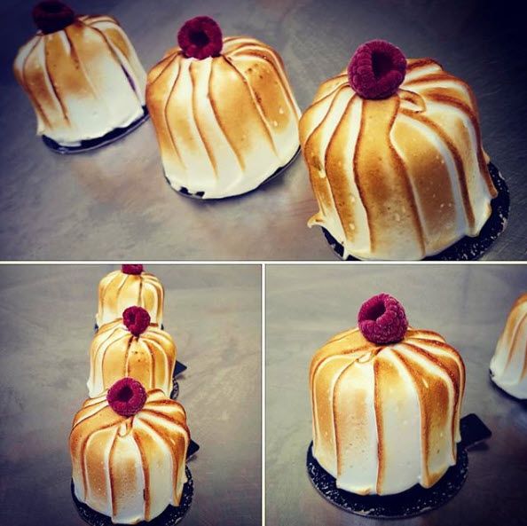 Sésame noir - boulangerie pâtisserie tea room - vacherin framboise individuelle