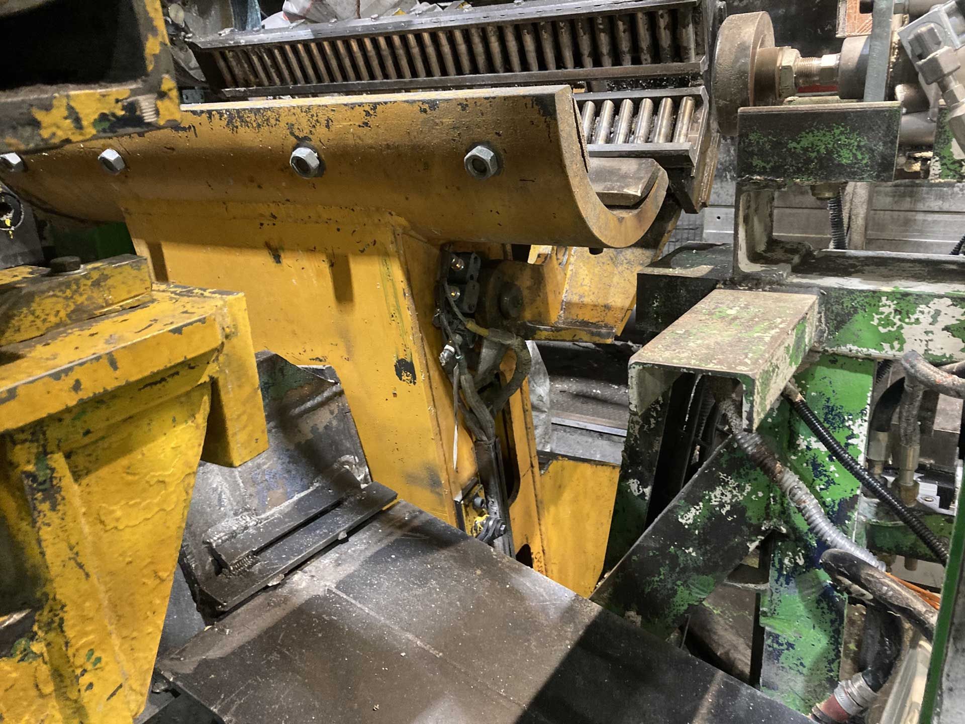 nettoyage par cryogénie en cours sur des machines industrielles