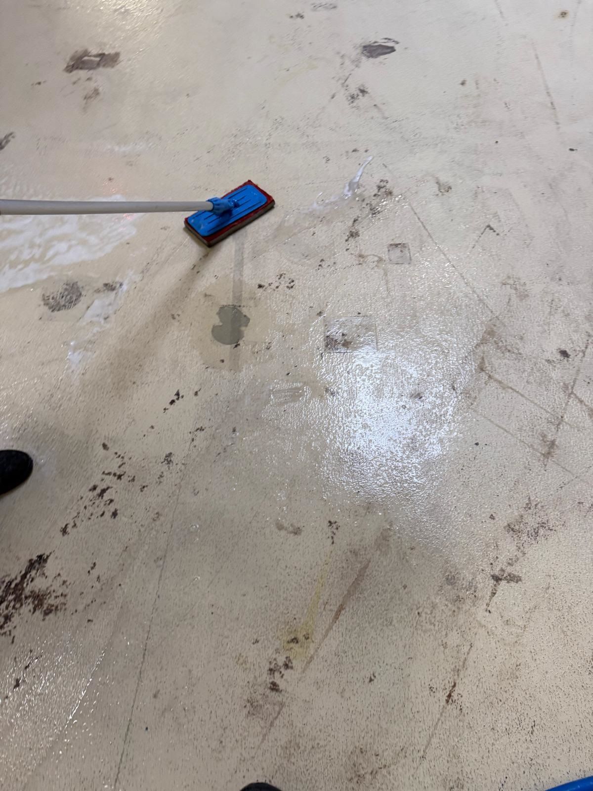 Nettoyage de sol industriel à Saint-Apollinaire 21850