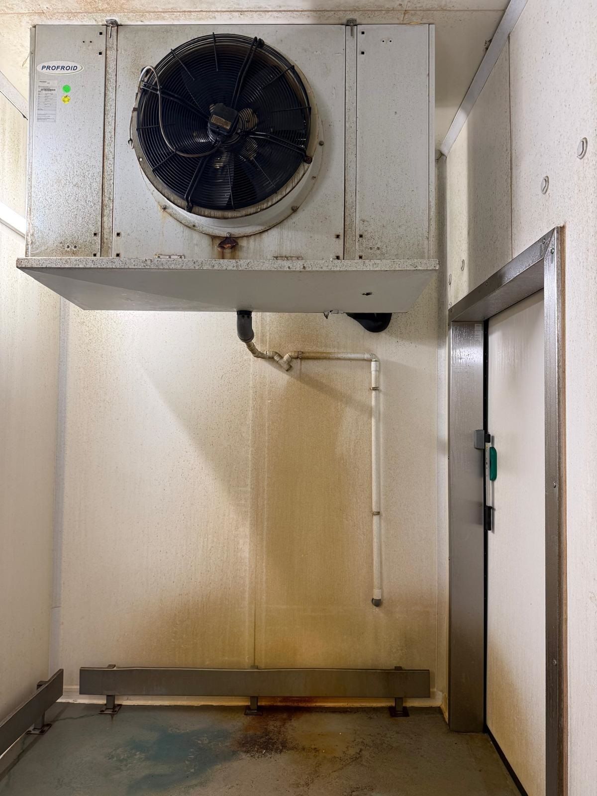 Nettoyage intérieur de chambre froide en Côte‑d’Or : l’expertise EGN Hygiène Propreté