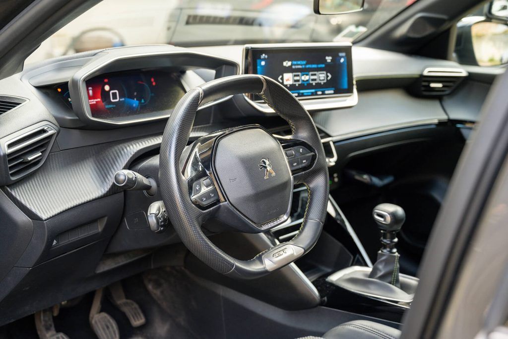 Intérieur d'un véhicule auto-école