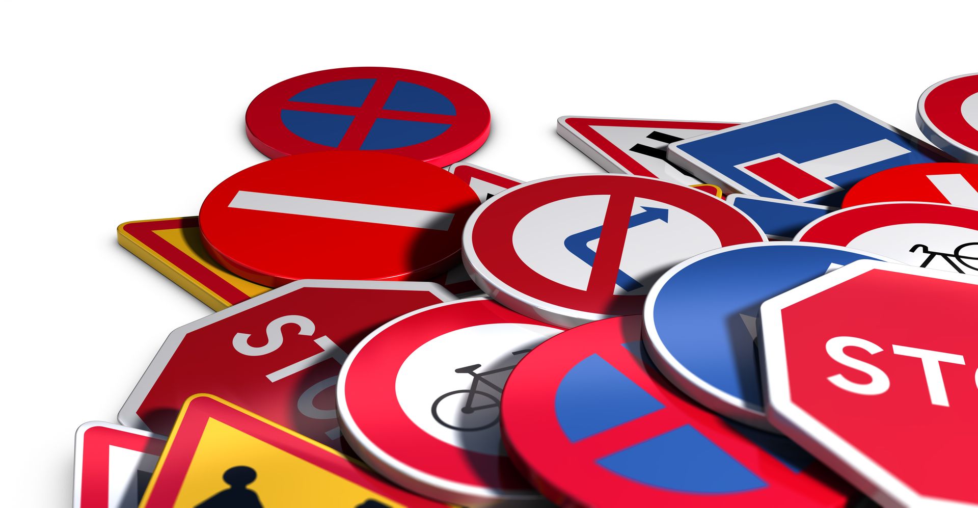 Un ensemble de panneaux du code de la route