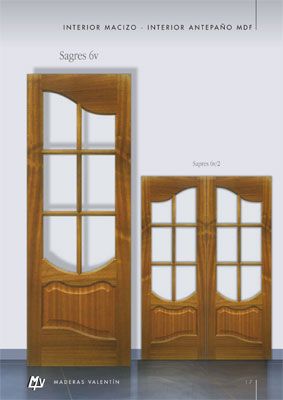 Una imagen de dos puertas de madera con un fondo blanco.