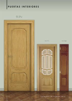 Una imagen de tres tamaños diferentes de puertas de madera.
