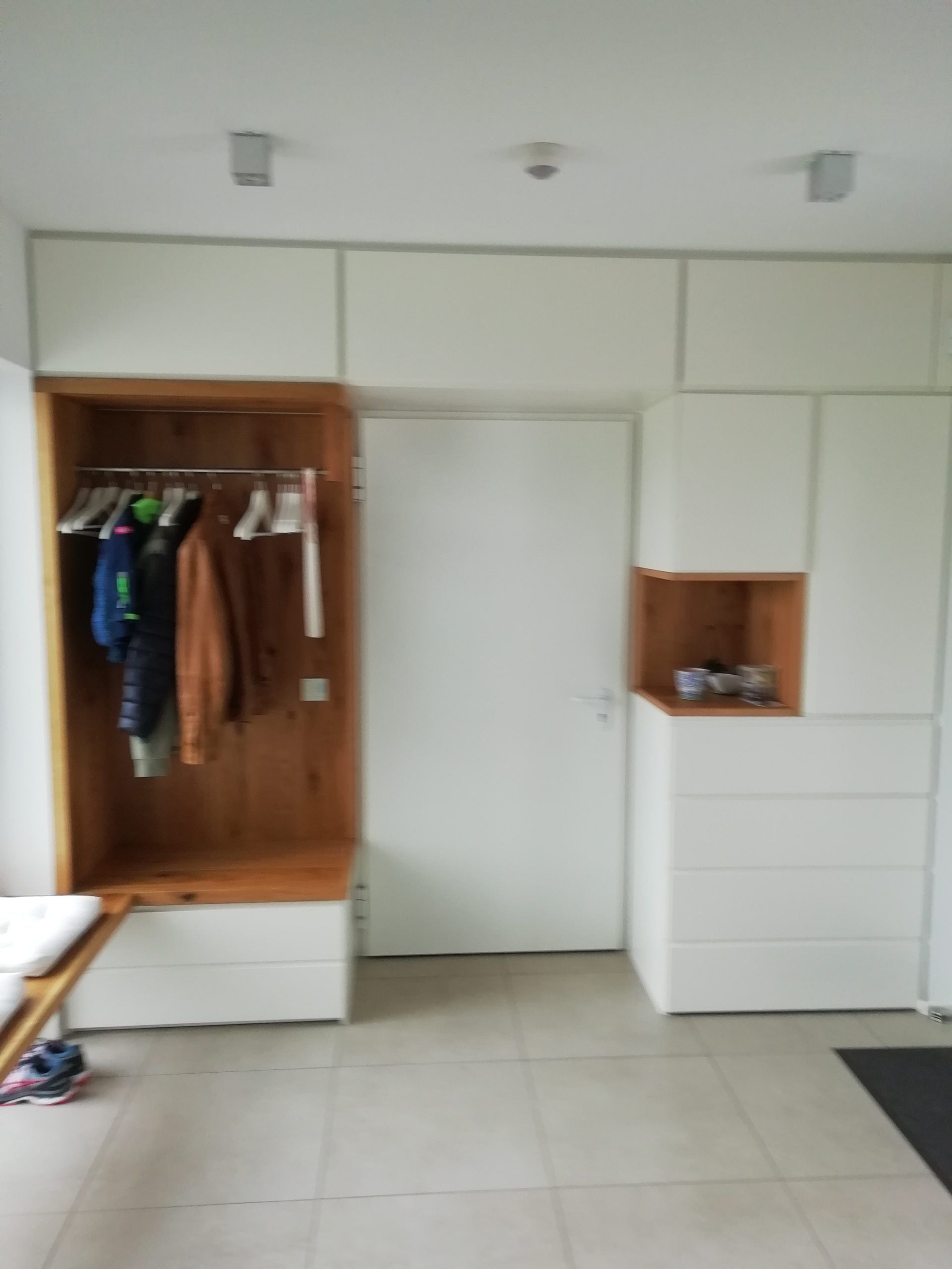 Bild eines individuellen Kleiderschranks