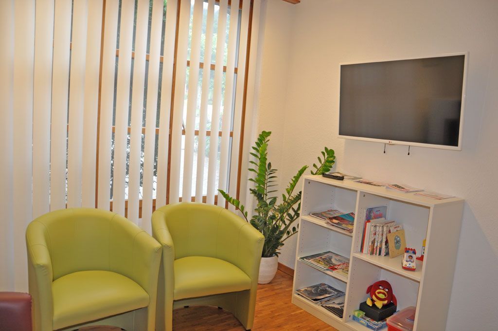 arztpraxis wartezimmer - dr. med. stefano pastorini - geroldswil