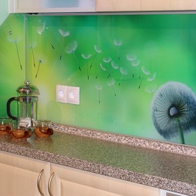 mit eigenen oder Internet-Bildern hinterlegbar