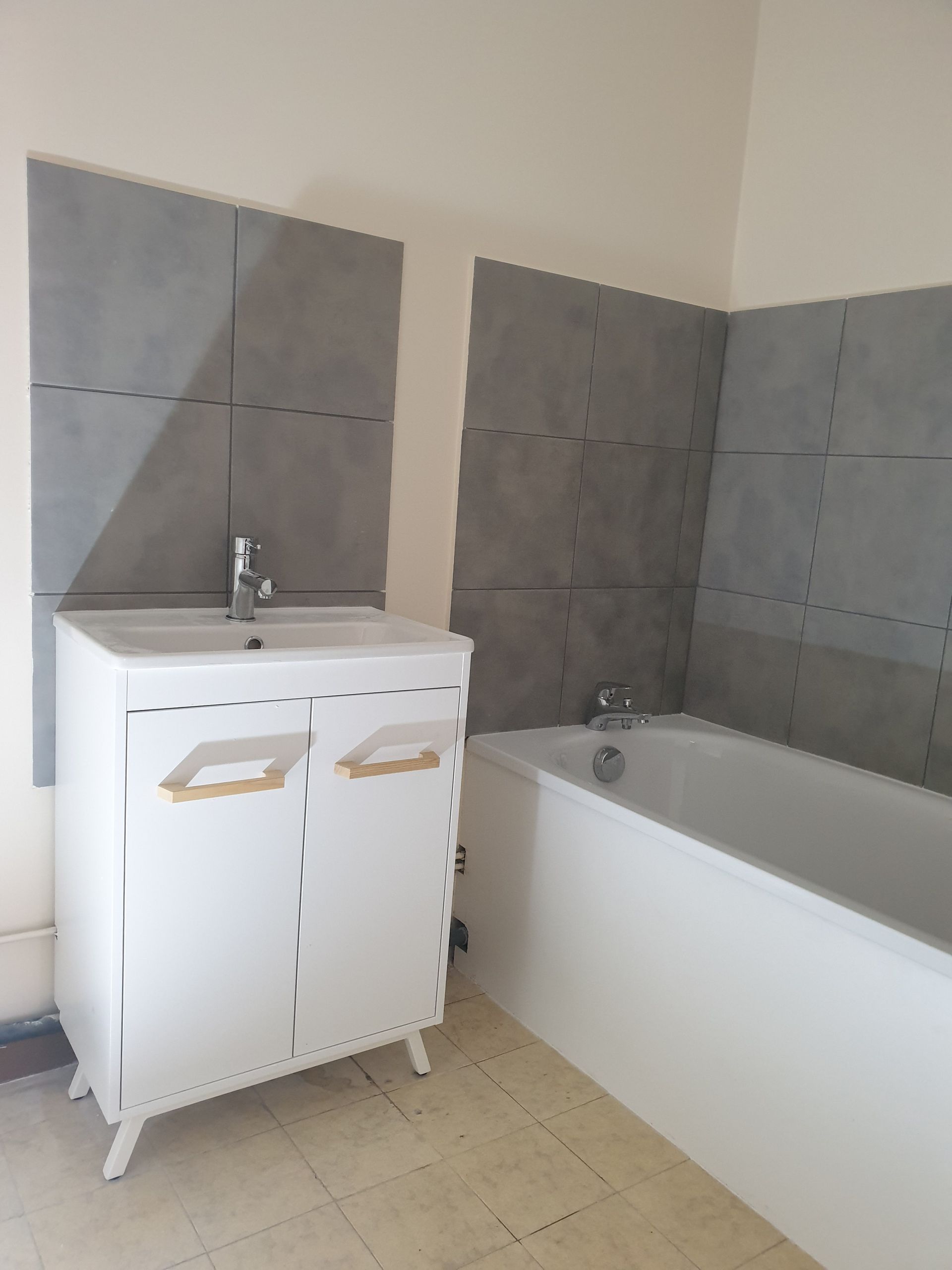 Rénovation d'une salle de bain - après