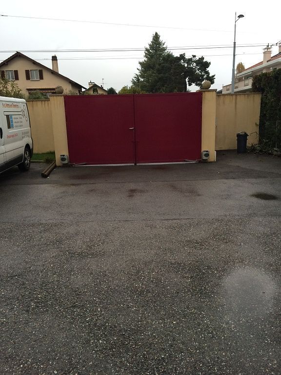 AA A & Artisans Genevois