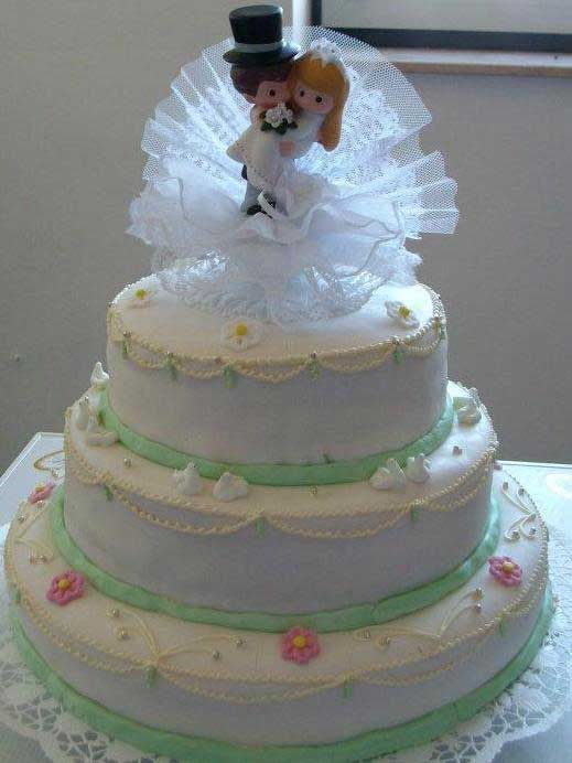 Hochzeitstorte mehrstöckig