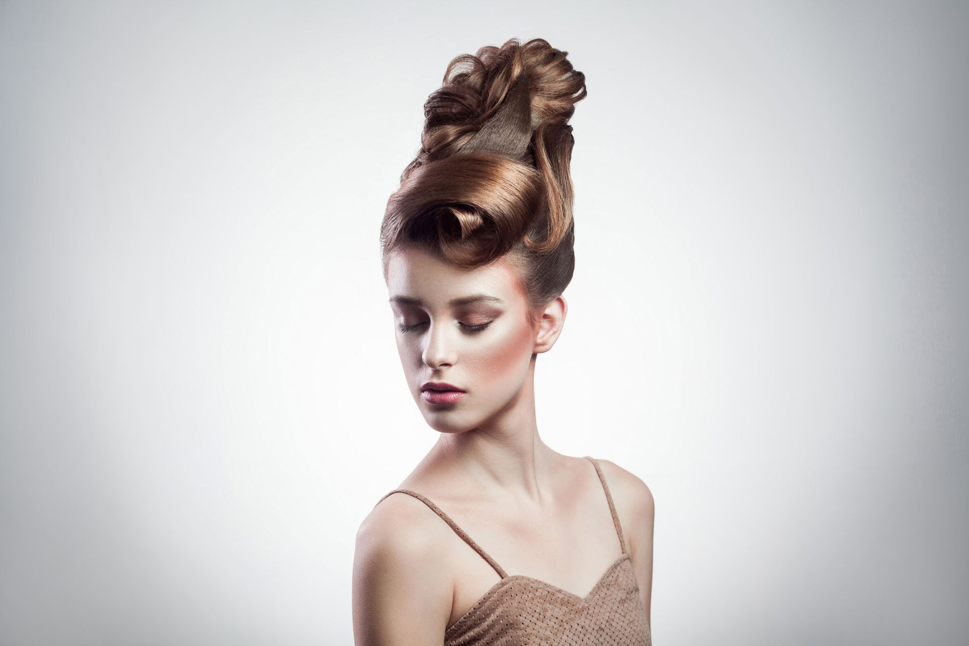 Chignon de gala haut