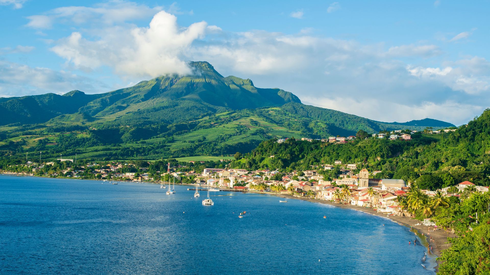 Village de Saint-Pierre et la montagne Pelée
