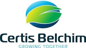 El logotipo de certis belchim es un círculo azul y verde con una hoja en el medio.
