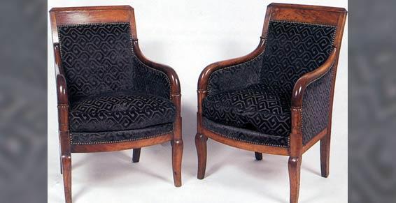 ébénisterie d'art - Bergères en noyer