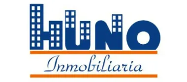 Logo de HINO Inmobiliaria en azul y naranja, con edificios estilizados y texto cursivo debajo