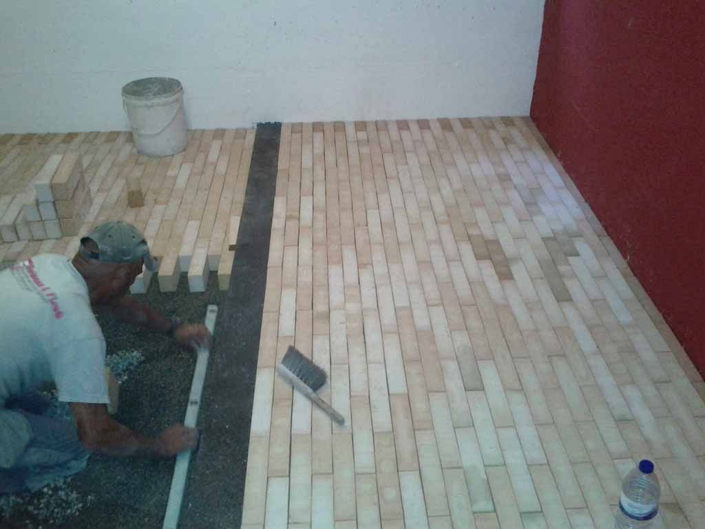 Tonboden für Weinkeller Fam Näf Bronschhofen
