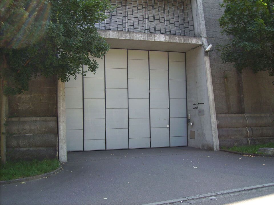 Industrietor von der Kiry Metallbau AG