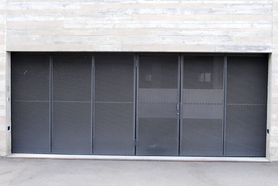 Industrietor von der Kiry Metallbau AG