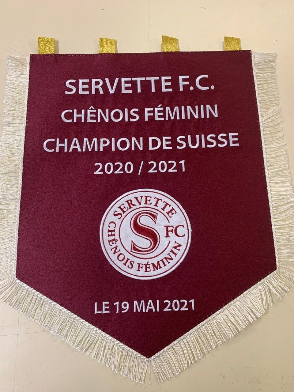 Broderie Bralina - Fanion d'échange