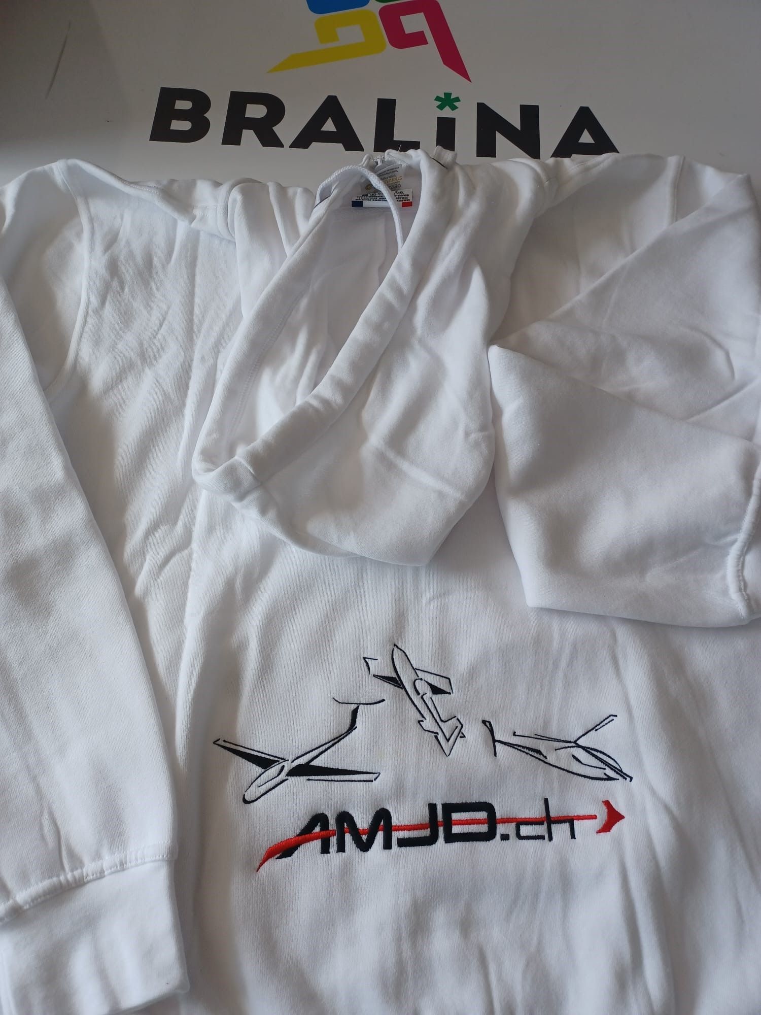 Broderie Bralina | Landeron