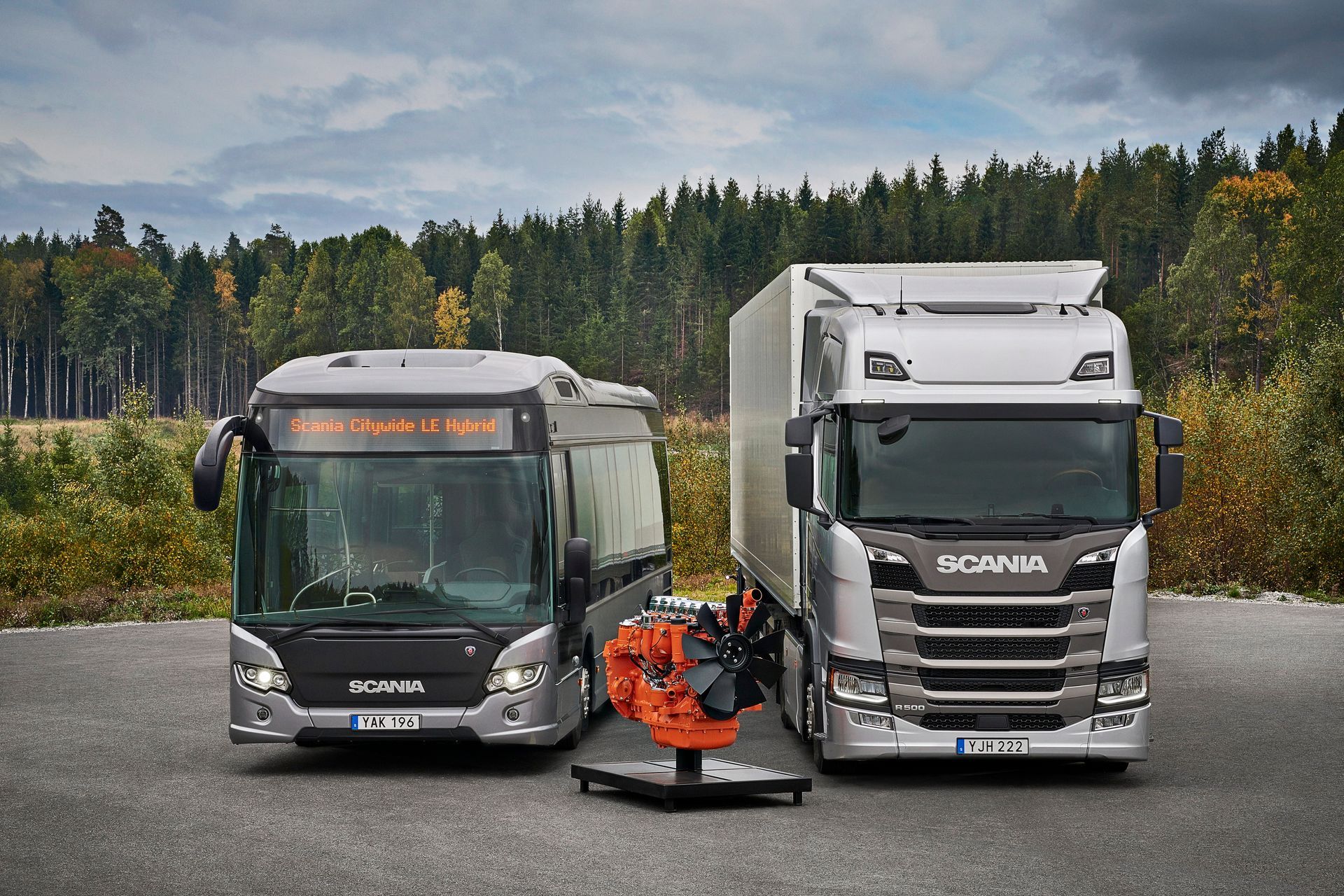 Scania - bus, camion e motore