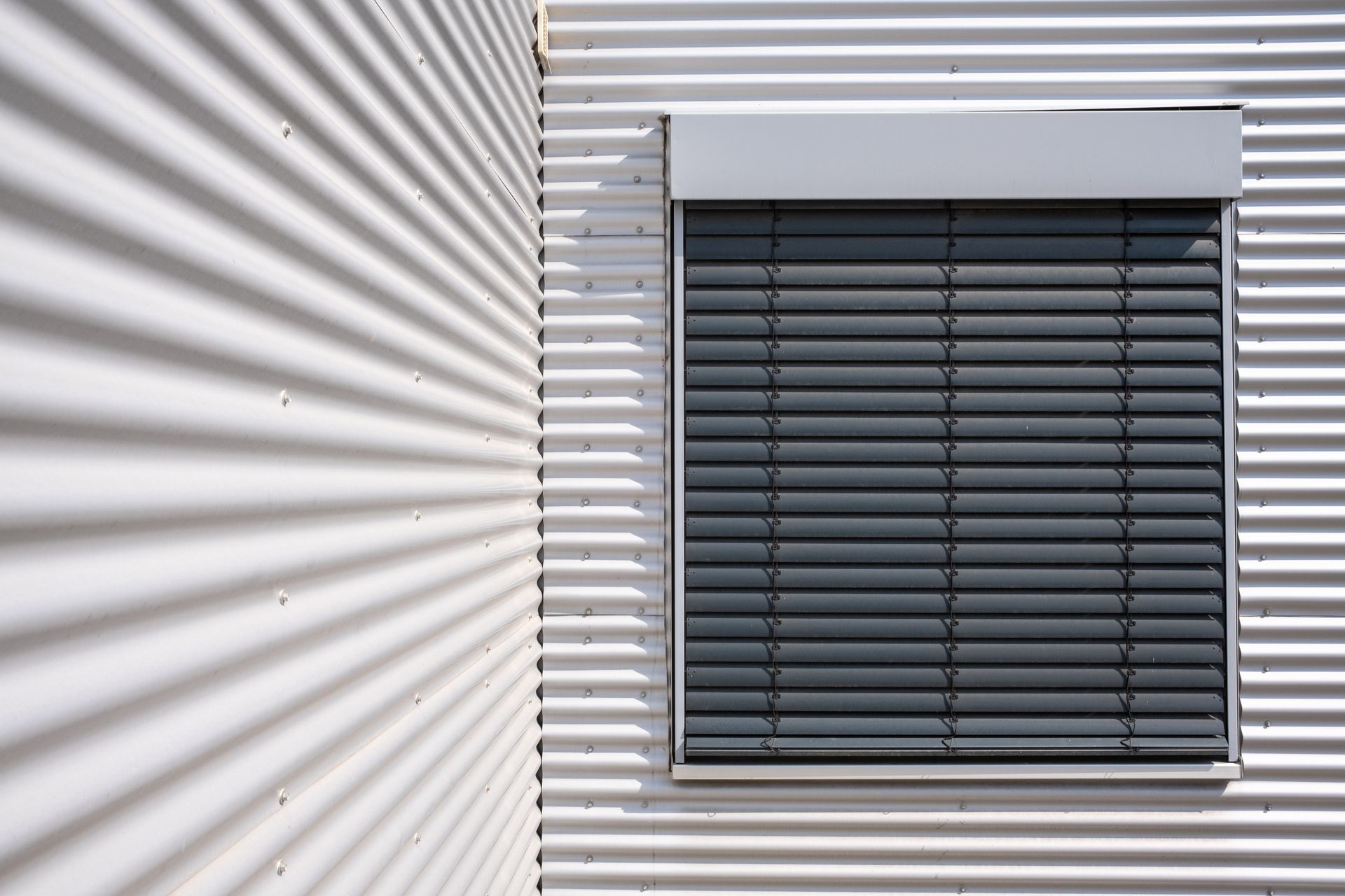Brise soleil orientable fermé