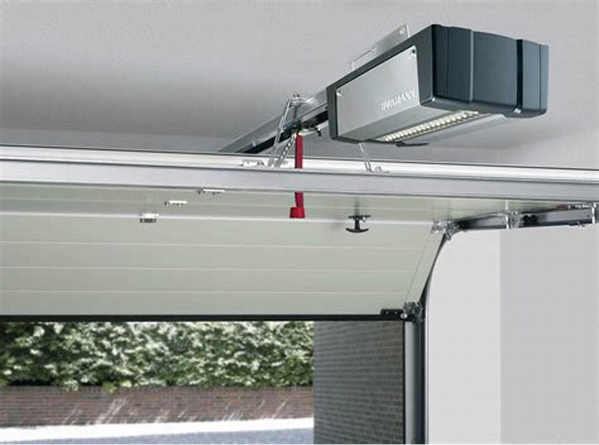 Portail avec décor lames lisses 60x80