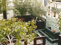 Aménagement de balcon avec des sièges