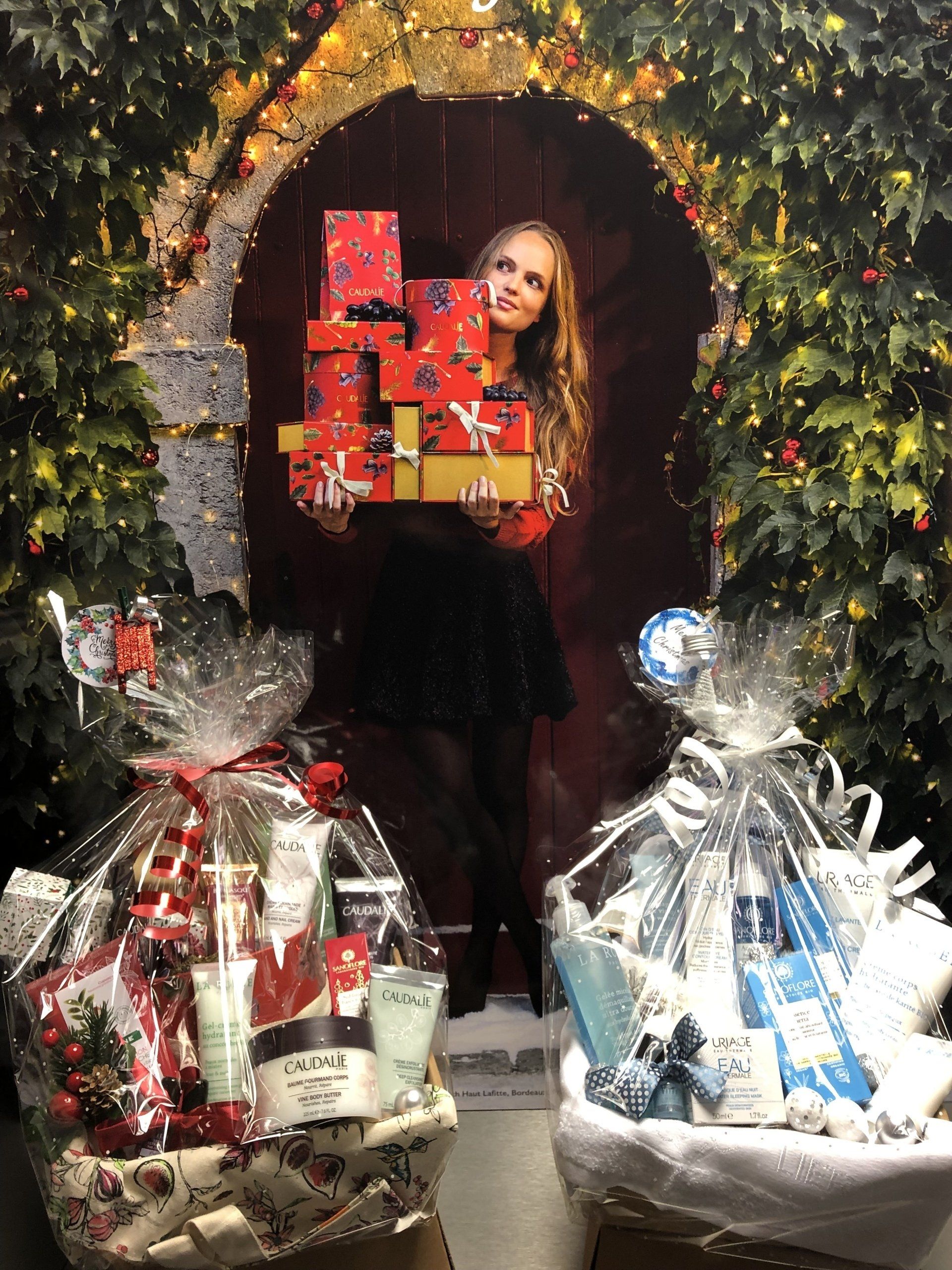 Grands paniers de Noël rouge et bleu