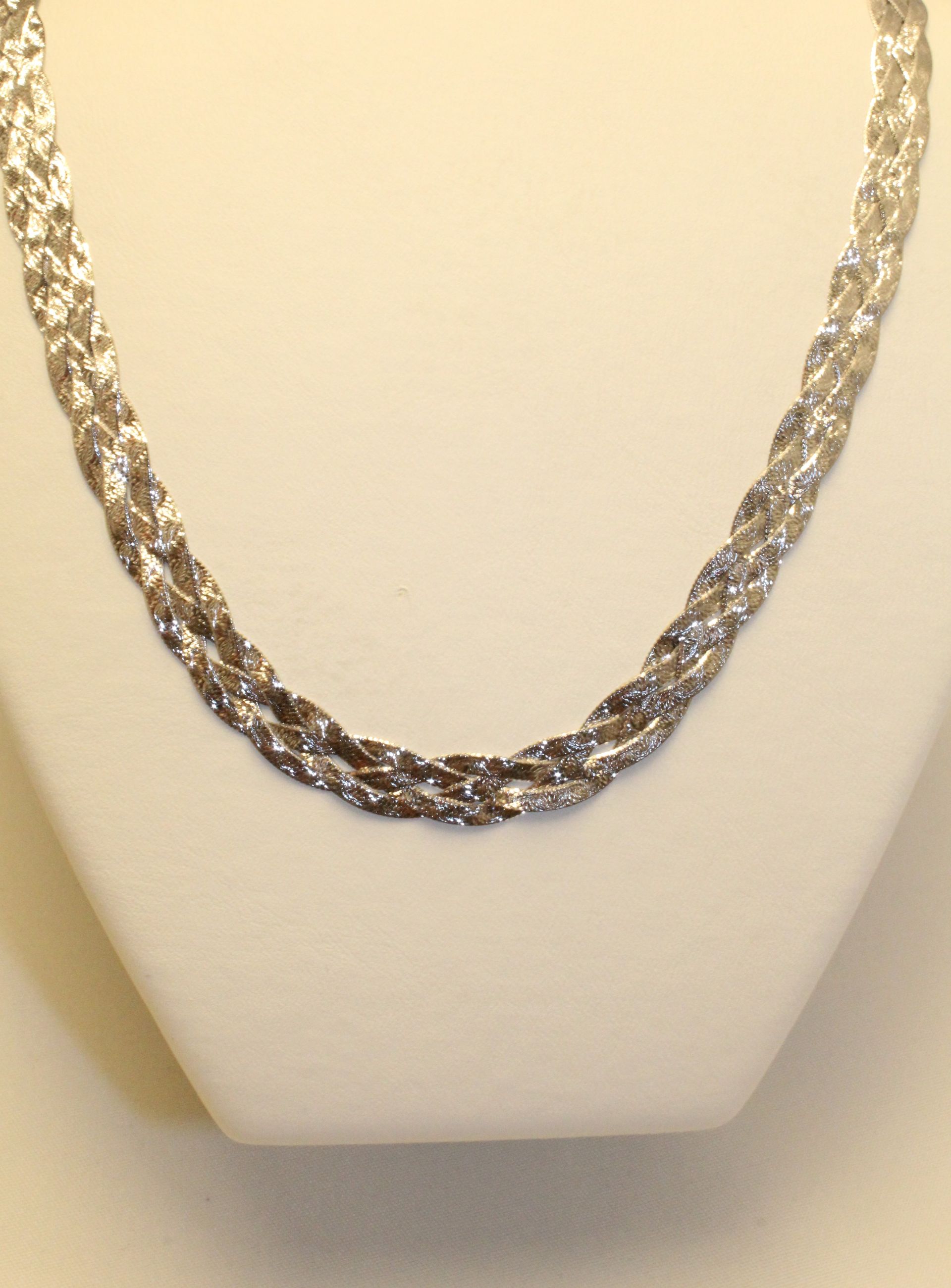 Breite, geflochtene Kette in Silber und Gold