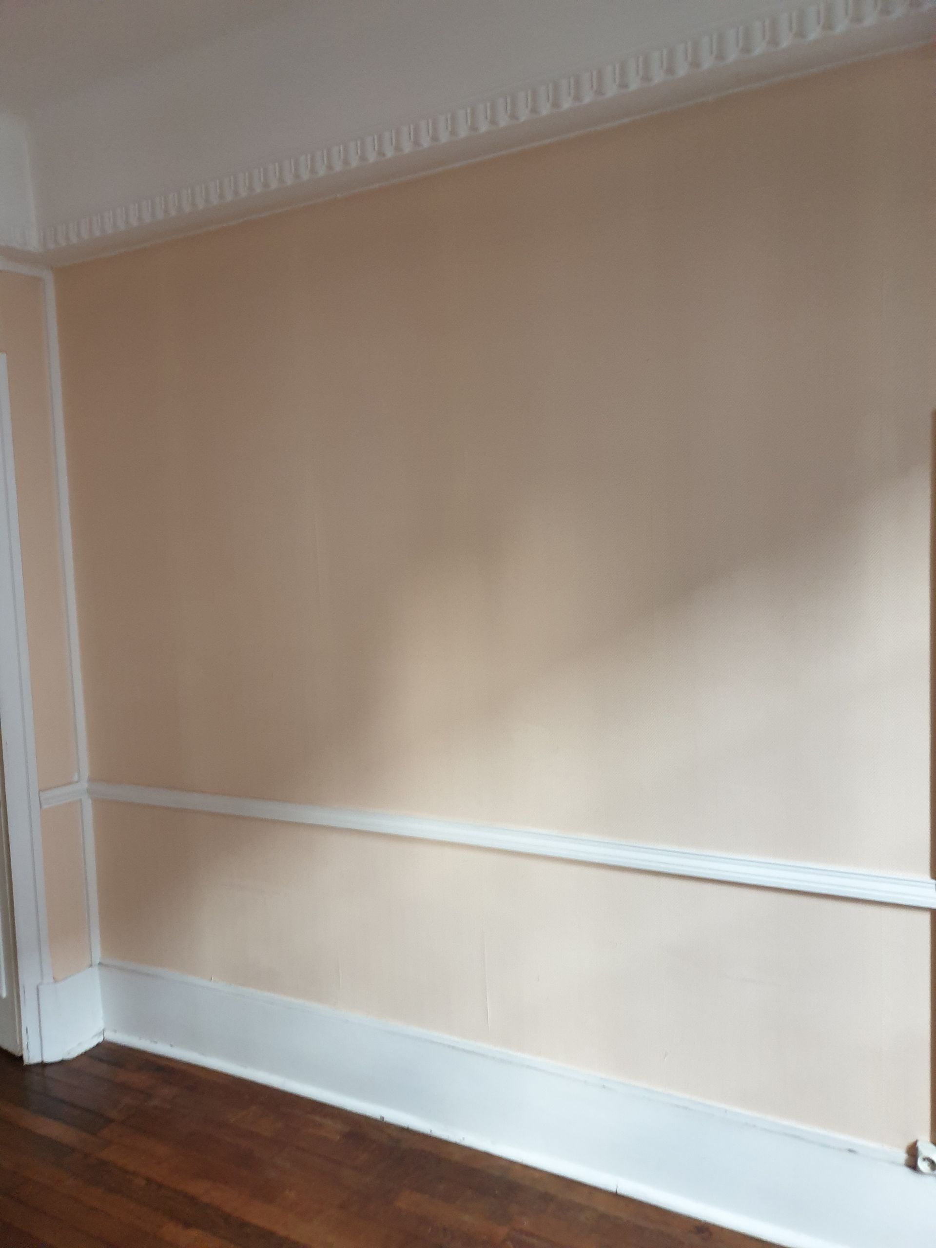 Peinture murale beige