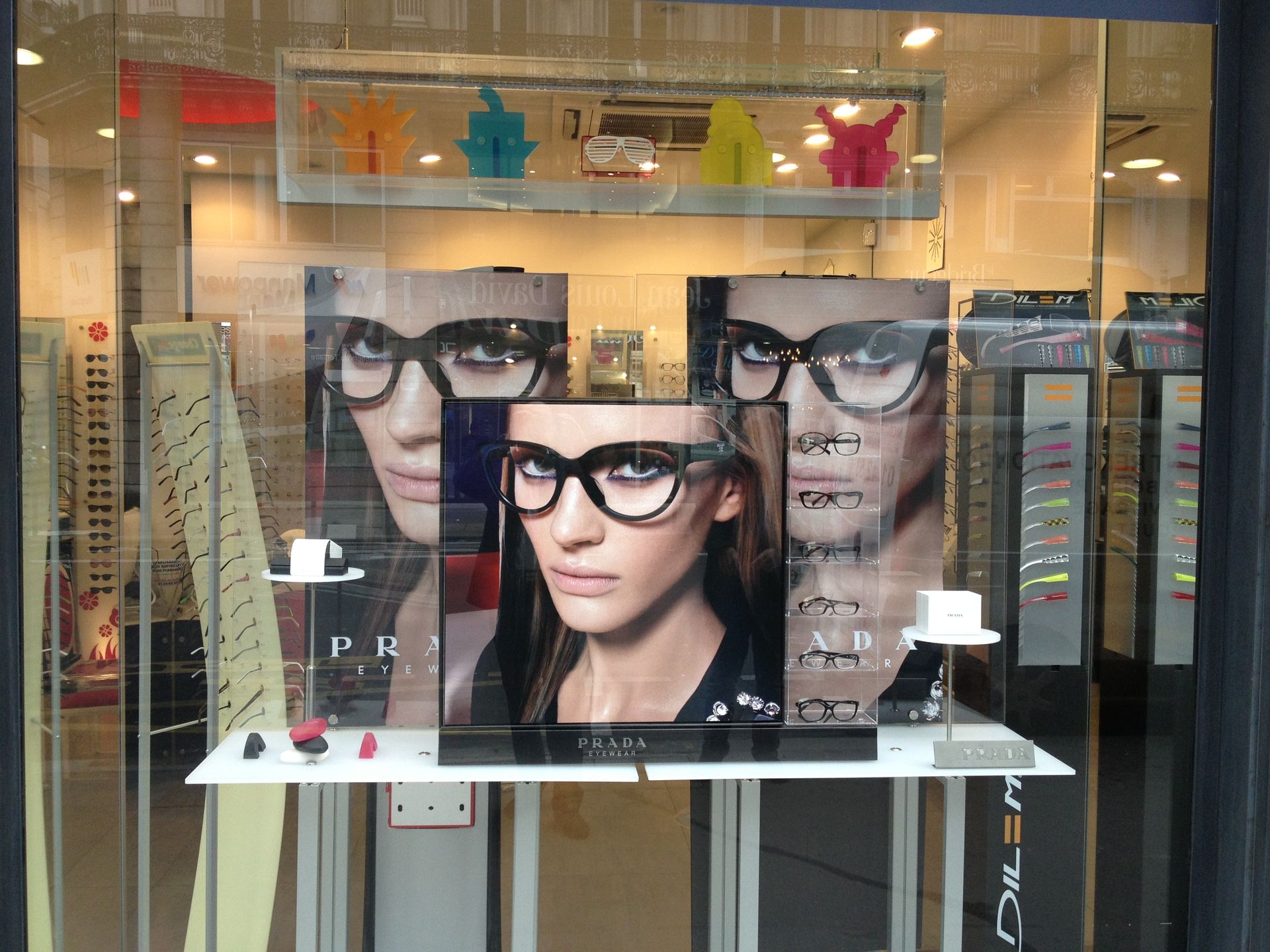 Vitrine Prada