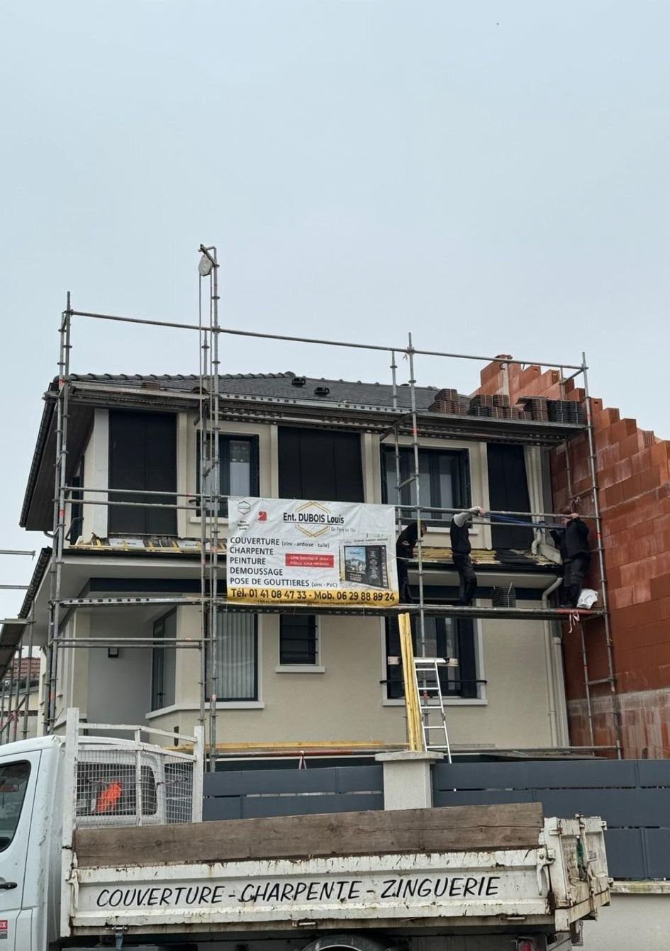 Suppression de 2 cheminées qui sont des nids à fuite