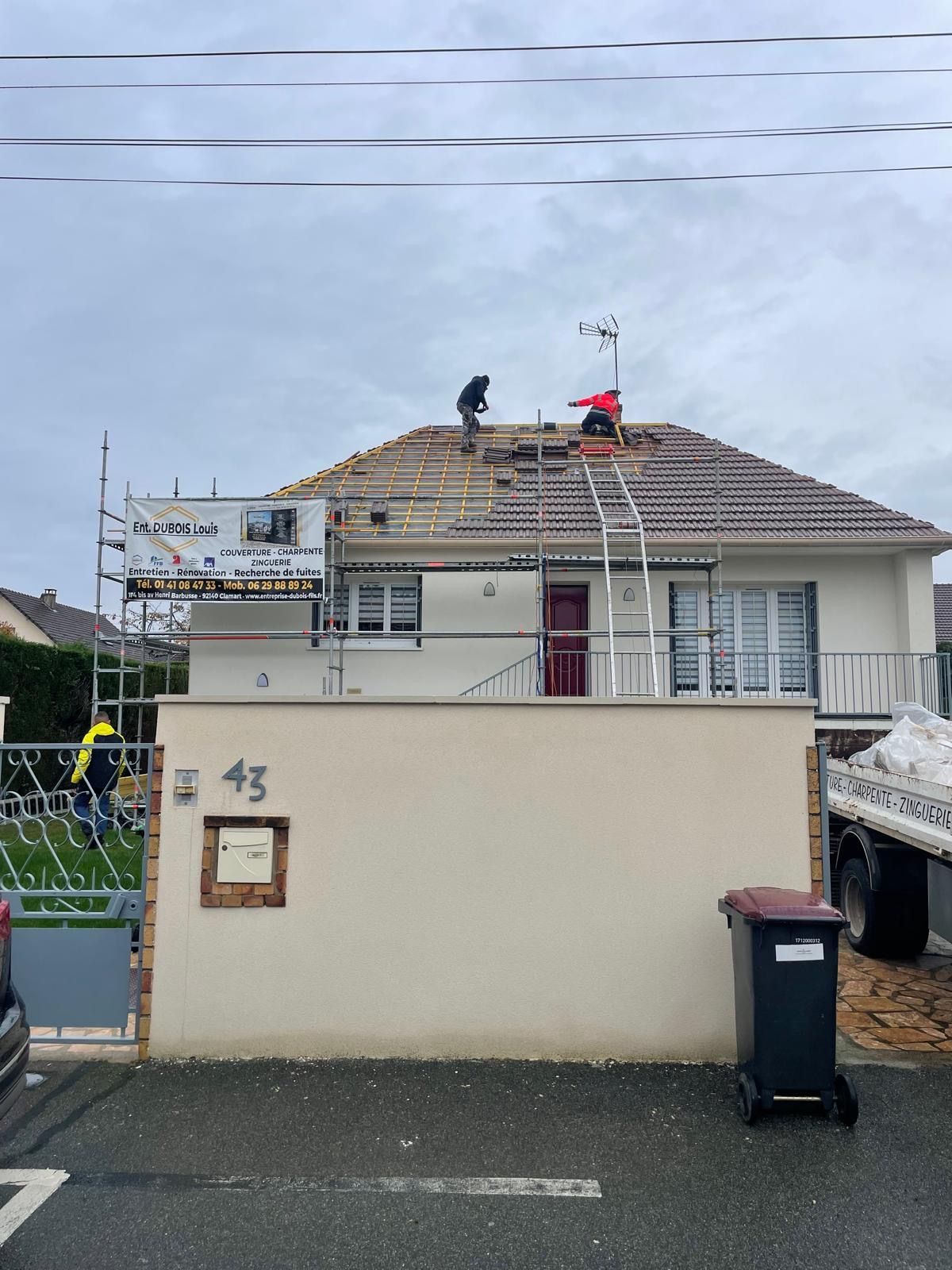 Rénovation complète de toiture de pavillon avant