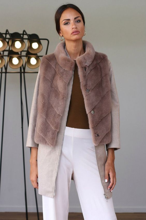 Canton : fourrures, cuirs et moutons-retournés - Lausanne