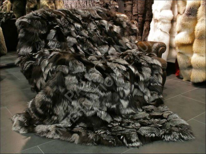 Canton : fourrures, cuirs et moutons-retournés - Lausanne