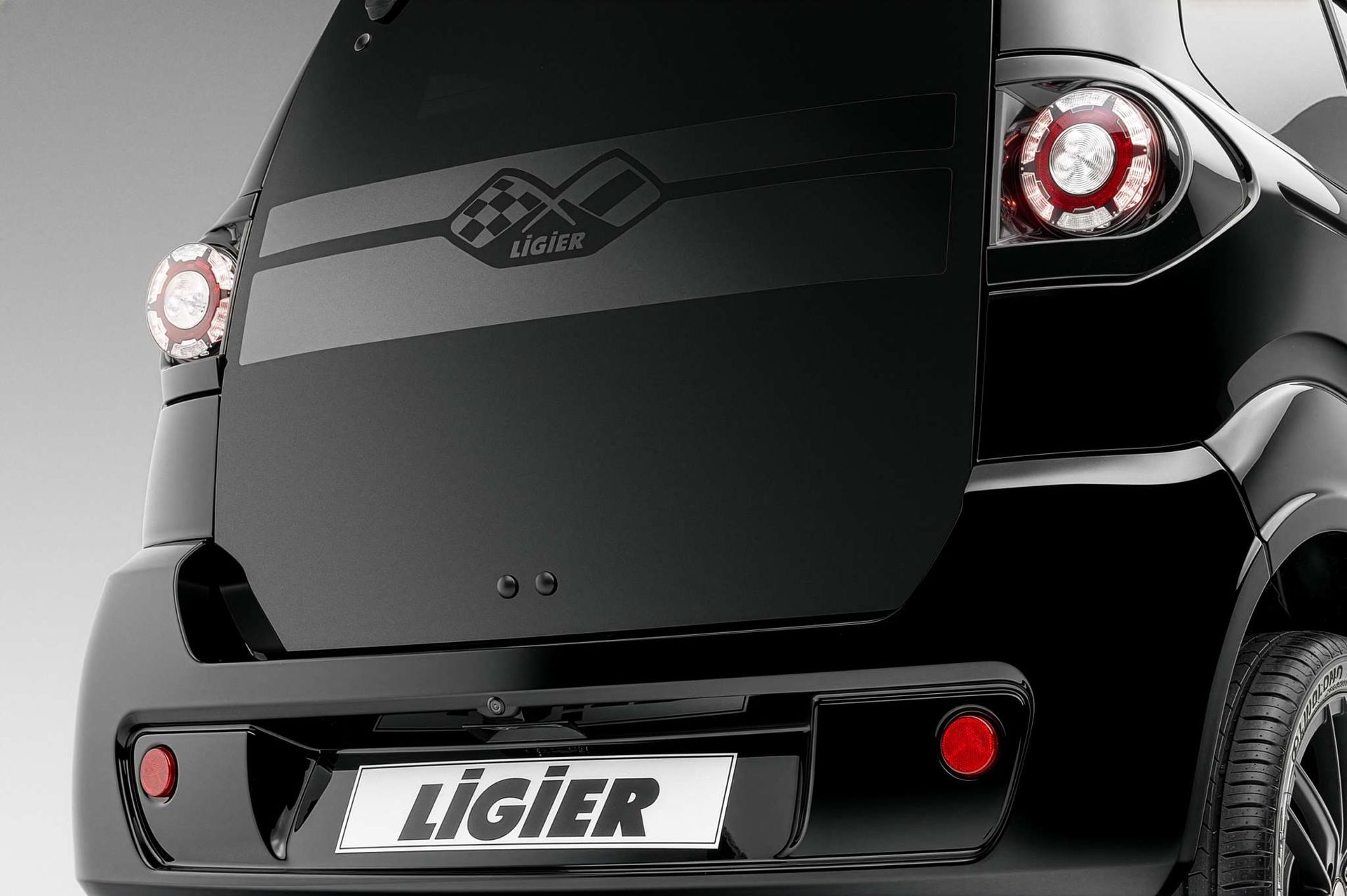 Présentation de la gamme Black édition neuve