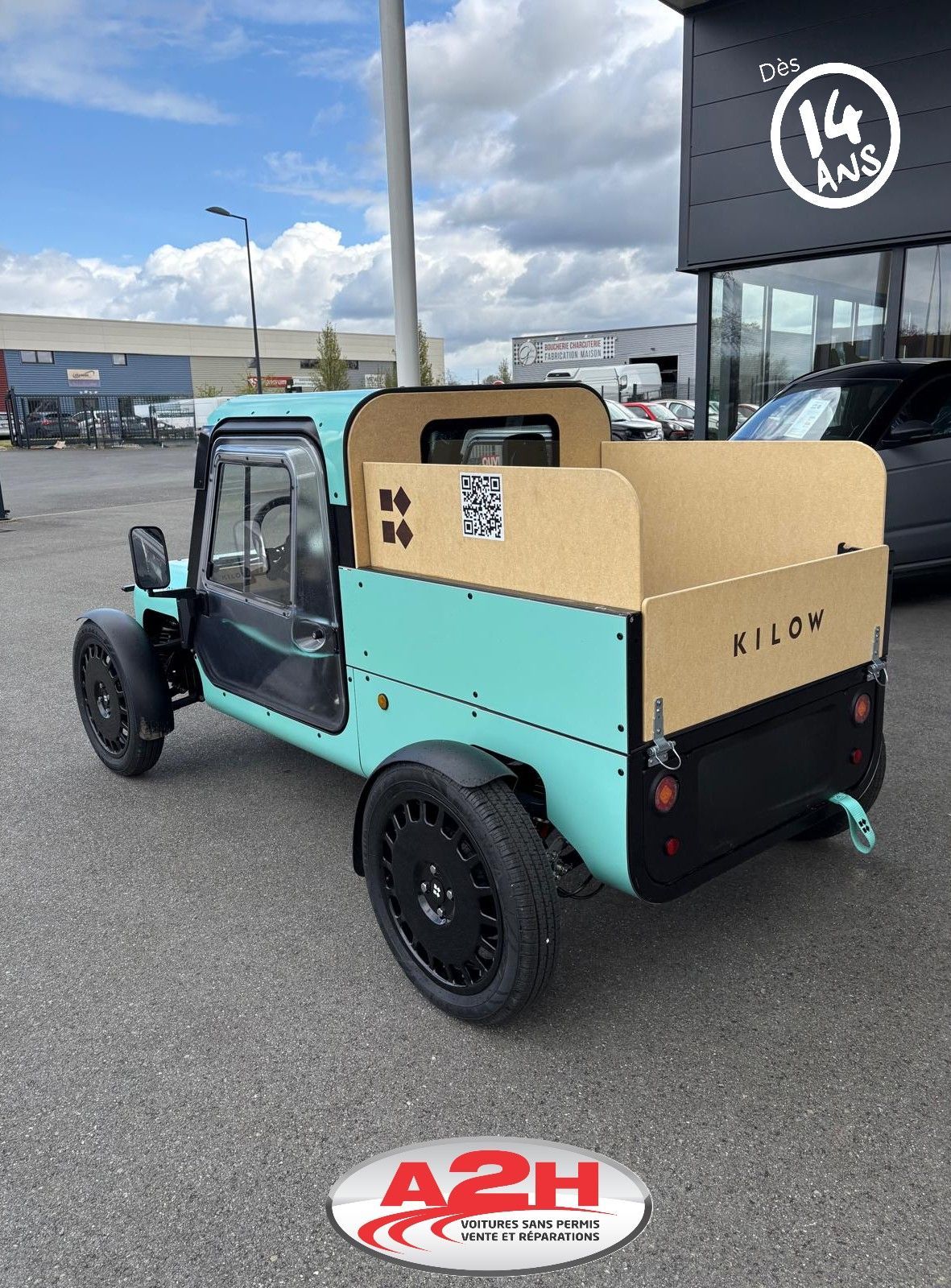 Voiture sans permis avec l'option siège chauffant