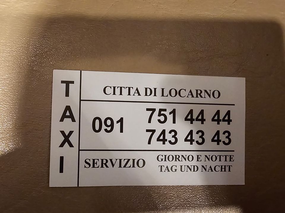 Nomeri di telefono del servizio taxi