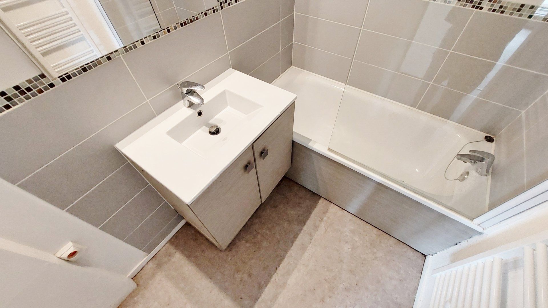 Salle de bains nettoyée à la perfection