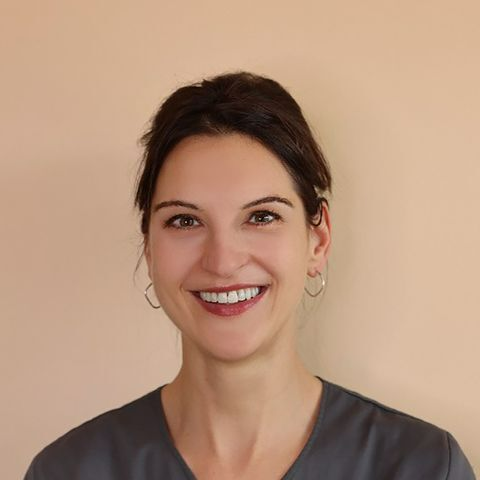 Dr. Nicole Lenz