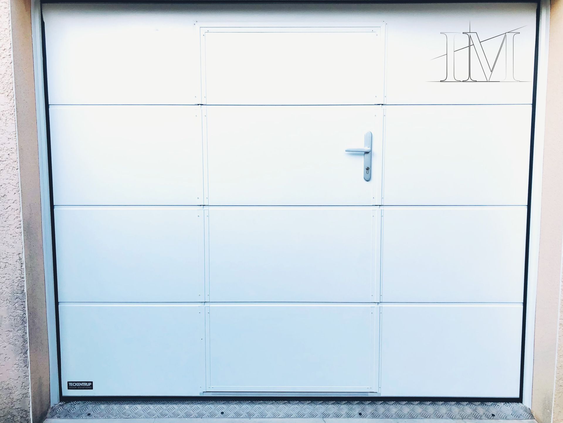 Porte de garage blanche