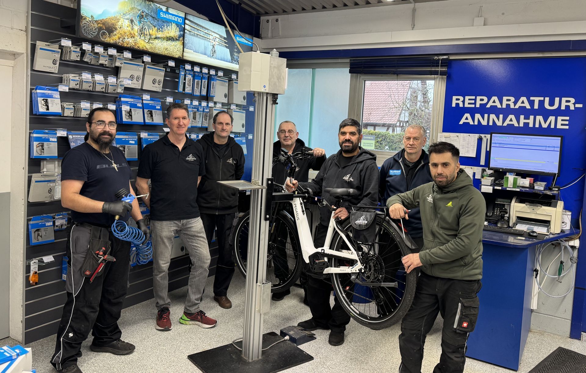 Fahrradwerkstatt Reparatur Team