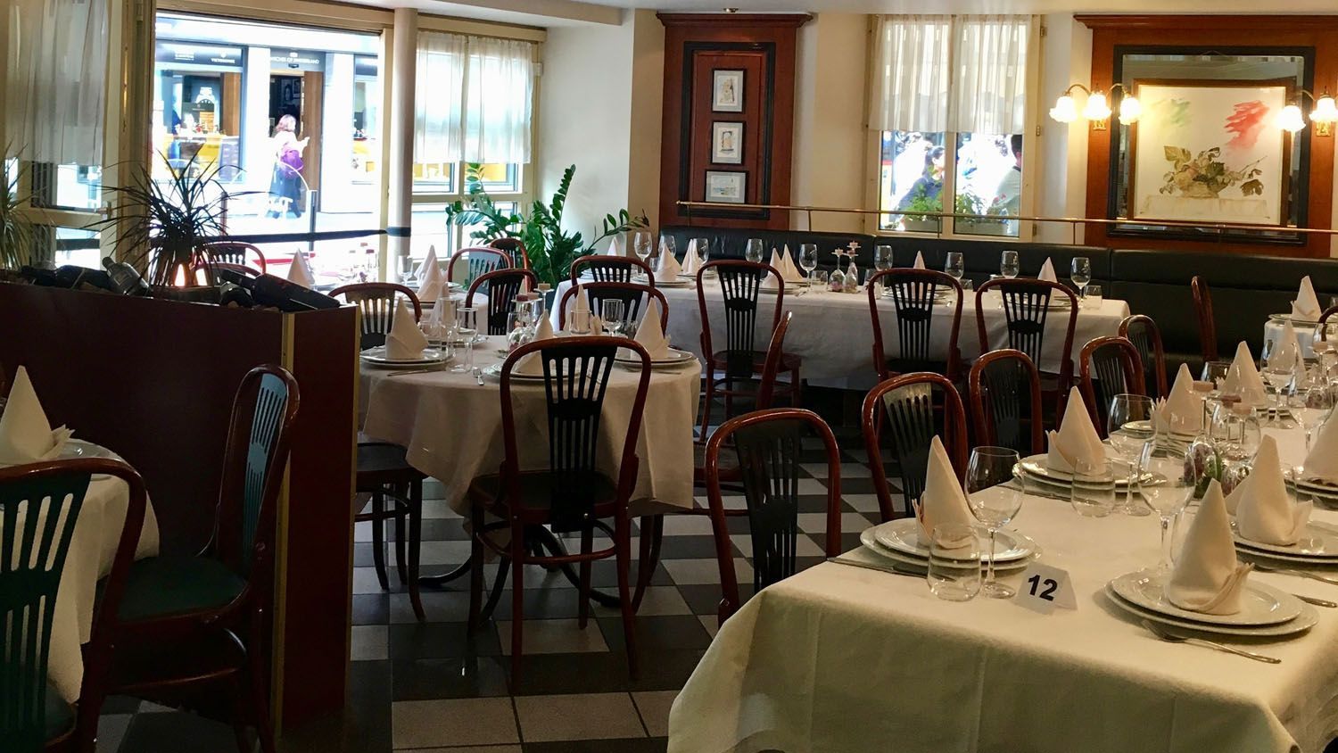 Restaurant - Hotel Weisses Kreuz in Interlaken