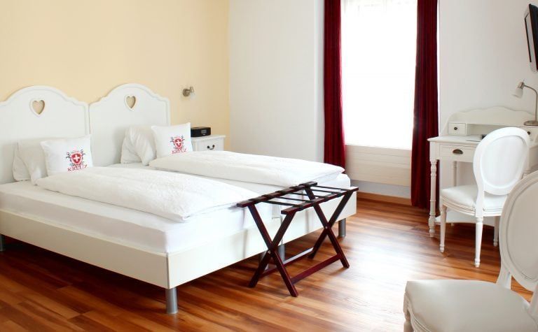 Hotelzimmer - Hotel Weisses Kreuz in Interlaken