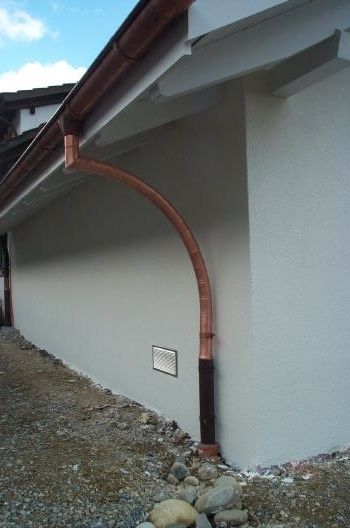 Ablaufrohr mit Segmentbogen handgemacht - Zimmermann Spenglertechnik