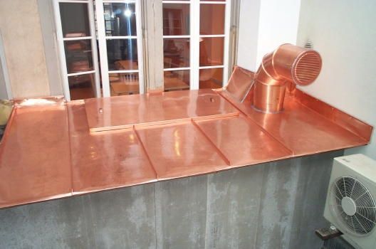 Blechabdeckung mit Ablufteinfassung in Kupfer